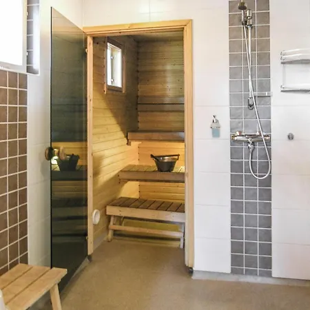Ylaeneuvola Lanssi By Interhome * Neuvola